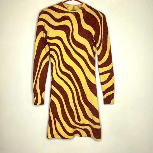 Zara | Dresses | Zara Cream Red Patterned Long Sleeve Midi Sweater Dress Body Con Size M | Poshmark Zara | Dresses | Zara Cream Red Patterned Long Sleeve Midi Sweater Dress Body Con Size M | Poshmark